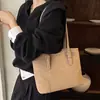 Bolsa Tote Simples de Moda Personalizada Nova Chegada da Primavera Bolsa de Grande Capacidade 2026 Bolsa de Ombro Texturizada Tendência para Mulheres