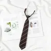Gravata Marrom da Marca H para Mulheres, Estilo Universitário JK Japonês Preguiçoso Sem Nó Gravata Curta Listrada para Homens, DK Amarrada à Mão com um Toque Escolar