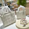 Nuevos Bolsos de Moda Venta Caliente Bolso de Mano Lady Dior Acolchado Mate para Mujer con Broches Plateados y Dorados, Para Llevar en la Mano y Cruzado, Moderno y Versátil, Disponible en Cinco Colores