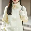 Suéter de lã 100% grosso, estilo vintage com trança, gola alta e zíper parcial, corte solto, para outono e inverno, adequado para usar como peça interna ou externa.