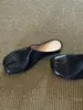 Zapatos super suaves de piel de oveja con punta dividida para mujer, nuevo modelo 2026, mules cerrados sin cordones, zapatos planos casuales bajos