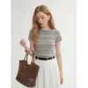 Camiseta de punto corta de manga corta floral gris suave estilo coreano 2026 para mujer, top casual elegante de ajuste ceñido para verano