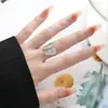 Anel Aberto com Design de Nicho Interessante Feito de Aço Inoxidável, Anel para Dedo Indicador com um Toque de Luxo Leve, Moderno e Fashion, Acessório Versátil Estilo Coreano