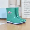 Botas de lluvia para las cuatro estaciones para mujer, zapatos de agua de moda para adultos, botas de lluvia de felpa hasta la mitad de la pantorrilla para mujer, impermeables, antideslizantes, botas de lluvia de felpa