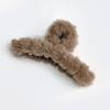 Tocado de peluche de plástico hecho a mano para mujer, bonito accesorio para el cabello con forma de tiburón peludo, venta al por mayor, novedad de primavera