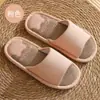Pantuflas de lino para interior, hogar, domésticas, pantuflas frescas para mujer, ropa de casa, resistentes al desgaste, antideslizantes, suela gruesa, pantuflas frescas de verano para hombre, venta al por mayor