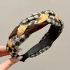Linda diadema de felpa de dibujos animados para mujer, especialmente diseñada para lavarse la cara y aplicar mascarillas faciales, diadema de corona alta, lista para fotos, crea una atmósfera elegante