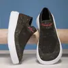 Vendas Diretas de Fábrica Itens em Estoque: Tênis Casuais Confortáveis Respiráveis de Malha Tricotada Camuflados Esportivos Tamanho Grande Masculino e Feminino, Feminino Preto e Branco