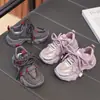 Zapatillas Casuales Antideslizantes para Niños 2025 Nuevo Estilo Otoño Niños y Niñas Ligeras Suela Suave Niños Medianos y Grandes Suela Suave Zapatos de Papá