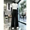 Pantalones negros de pierna ancha plisados para hombre, estilo old money, colección de otoño, que exudan un ambiente sofisticado y elegante, pantalones largos casuales de corte limpio