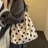 Bolsa casual de lunares de gran capacidad para mujer, nuevo modelo 2026, ligera y versátil, adecuada para el trabajo, bolso de hombro, bolsa de lona, bolsa tote