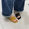 Sandalias Planas con Remaches Estilo Coreano First Encounter Season para Mujer, Chanclas de Playa Versátiles y Ligeras con Superficie de Terciopelo