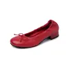Primera capa piel de cordero tacón grueso tacón medio zapatos de salón zapatos de ballet para mujer otoño interior y exterior piel genuina punta redonda lazo boca poco profunda zapatos de salón para mujer