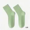 Calcetines Refrigerantes para Hombre, Verano Delgados de Media Pantorrilla Malla Transpirables Absorbentes de Sudor Anti-Olor, Antibacterianos de Color Sólido Calcetines Casuales de Negocios