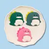 Parche de Goma Blanda de PVC Accesorios para Bricolaje del Hogar Pegatinas para Refrigerador Dibujos Animados Lindo Dinosaurio Funda para Teléfono Accesorios para Bolsos