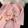 Camiseta feminina de manga curta com estampa de desenho animado fofo japonês em seda de leite, versátil para o verão, estilo loose, doce, manga meia-manga