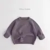 Nova Roupa de Outono/Inverno Infantil para Meninos e Meninas, Suéter da Moda Cor Sólida Estilo Coreano, Pulôver de Tricô Solto, Camiseta Básica Gola Redonda