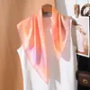 Bufanda de Seda Elegante y Suave de 70 cm para Mujer, Bufanda Cuadrada Versátil Nueva de Primavera y Verano, Adecuada para el Trabajo, Camisas, Trajes y como Pequeño Accesorio para el Cuello