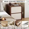 Armario de almacenamiento de mesita de noche estilo vintage 2026 nuevo modelo para dormitorio del hogar, pequeño armario de almacenamiento de mesita de noche estilo crema de madera maciza