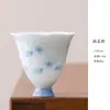 Taza de té de cerámica azul con loto pintado a mano con color de engobe para el hogar taza para degustación de té pu'er juego de té kung fu taza de maestro taza individual