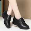 Sapatos de mãe de entrega primavera e outono 2024 novos sapatos femininos de meia-idade e idosos sapatos de couro macio confortáveis de camada única sapatos femininos casuais baixos de couro