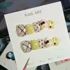Qiu Ya Manicura Estrella Negra Ojo de Gato Explosivo Dulce Fresco Blanqueamiento Avanzado Uñas Portátiles Hechas Completamente a Mano Estilo Corto para Estudiantes