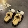 Pantuflas de algodón retro versátiles de suela gruesa, nuevo modelo otoño e invierno 2026, diseño lindo de gato de dibujos animados, adecuadas para usar en casa y al aire libre, zapatos cálidos y peludos