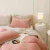 Conjunto de Roupa de Cama de Veludo Leite Outono e Inverno Conjunto de Quatro Peças Capa de Edredom Espessa de Veludo Coral Dupla Face Lençol de Flanela Peça Única Conjunto de Três Peças