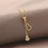 Cadena para Clavícula con Sentido de Diseño de Nicho Accesorios de Sentido Avanzado Lujo Ligero Doble Borla de Diamantes Completos Colgante de Calabaza Acero de Titanio Collar para Mujer Combinación para Todo