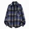 Camisa Masculina 2026 Outono Nova Estilo Hong Kong Tendência Moda Solta Tamanho Grande Xadrez Jovem Manga Longa Camisa para Homem