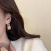 Pendientes metálicos irregulares sencillos con personalidad europea y americana, estilo frío y temperamento, joyería de moda para mujeres.