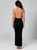 G26D450 Vestido largo de punto de alta elasticidad, ajustado al cuerpo, estilo europeo y americano transfronterizo, con cuello halter, hebilla metálica y escote en V profundo, ropa para mujer