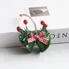 Decoração de Natal Sino de Trompete Pintado Pingente Corda de Cânhamo Acessórios de Frutas Vermelhas Pendurado na Janela Sino de Ferro de Natal
