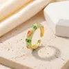 Los Anillos Son un Gran Éxito Más Allá de las Fronteras, con Anillos Abiertos de Esmalte de Puntos, Diseño Retro de Bloques de Color y Accesorios de Joyería de Estilo Bohemio