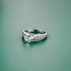 Anillo de Mariposa de Aleación de Gama Alta para Mujer, Anillo Ajustable de Nicho, Lujo Ligero, Accesorios Inteligentes Personalizados con Incrustaciones de Diamantes Retro