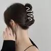 Presilha de Garra Grande Metal Onda Simples para Mulheres Senso de Design Nicho Presilha Tubarão Parte de Trás da Cabeça Senso de Moda Versátil Acessório de Cabelo Garra