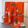 Novo Lenço de Brocado Sedoso Moda Verão e Primavera Protetor Solar Lenço Longo Xale Estampado Sedoso Lenço de Cabeça Versátil