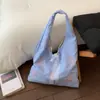 Bolsa de Tecido Xadrez com Design de Nicho para Mulheres Primavera/Verão 2026 Estilo Fresco Bolsa de Ombro Bordada Floral Bolsa Tote de Grande Capacidade