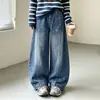 Calça Jeans Feminina Estilo Primavera e Outono para Crianças de Meia-Idade e Mais Velhas Estilo Coreano Tendência Legal Calça de Perna Curva Calça Casual para Meninas Calça Estilosa para Alunos do Ensino Fundamental