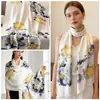 Bufanda Delgada de Satén de Seda Estilo Nuevo para Mujer, Bufanda Versátil de Seda Artificial de Marca de Moda Tendencia, Chal Cálido Estampado de Gama Alta Elegante