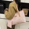 Bolsas Femininas Mais Vendidas para Comércio Exterior, Bolsa Tote de Grande Capacidade, Bolsa de Ombro Estilosa Mãe e Filha, Bolsa de Ombro para o Dia a Dia, Bolsa Simples e Elegante