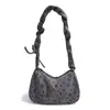 Bolso de axila plisado floral con lazo para mujer, versión coreana de alta estética, bolso de hombro casual versátil, bolso de mano elegante para mujer