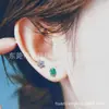 Aleación de Titanio F136 Verde Para Zirconia 6A Súper Brillante Stud para Hélice de Oreja g23 Titanio Rosca Interna Stud para Piercing en Oreja Joyería al por Mayor