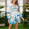 Amazon Nuevo Estilo Europeo y Americano Moda Femenina Vestido Corto de Manga Larga con Estampado, Cuello en V, Mangas Abullonadas y Cintura Ajustada