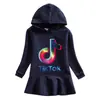 2026 Primavera e Outono Novo Vestido Moletom com Capuz Infantil Desenho Animado Menina Bebê Transfronteiriço Casual Vestido Elegante