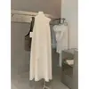 Vestido de Verano 2026 para Vacaciones en la Isla, Cuello en V de Alta Gama, Color Sólido, Elegante y Decente, Corte Holgado, Look Maduro y Sofisticado Estilo Coreano