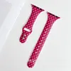 Pulseira de Relógio de Silicone Estampada de Bolinhas com Cintura Estreita e Rebites Duplos Adequada para Apple 9, 10, S11 Series iWatch Ultra
