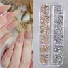Acessórios para unhas mini diamantes para unhas coloridos diamantes de formato especial com fundo plano branco rosa champanhe super brilho acessórios para unhas