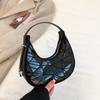 Tendência de Moda Feminina Crowdsourcing Pequeno Bolsa Diablo Feminina 2023 Novo Padrão Triângulo Formato de Meia-Lua Bolsa de Ombro/Axila