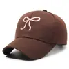Gorra de Béisbol Rosa Bordada con Lazo para Mujer, Adecuada para Todas las Estaciones, Protección Solar, Estilo Coreano, Dulce y Linda, Circunferencia de Cabeza Grande, Hace que la Cara Parezca Más Pequeña, Versátil